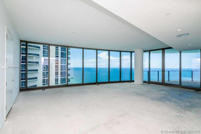 Ritz Carlton Residences - Residential