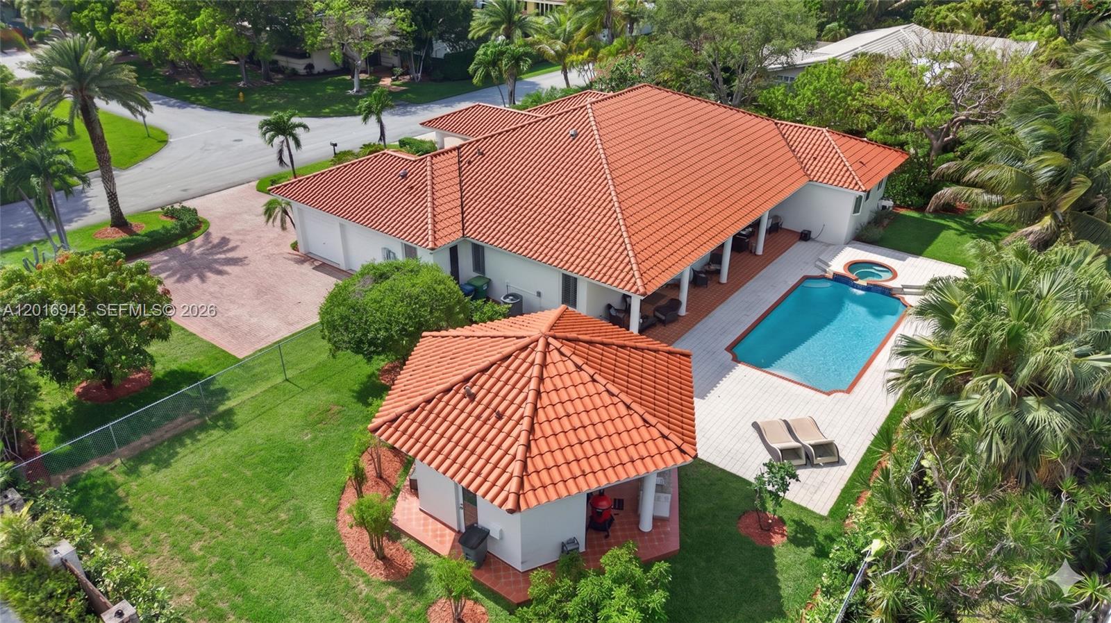OLD CUTLER GROVE - Residential