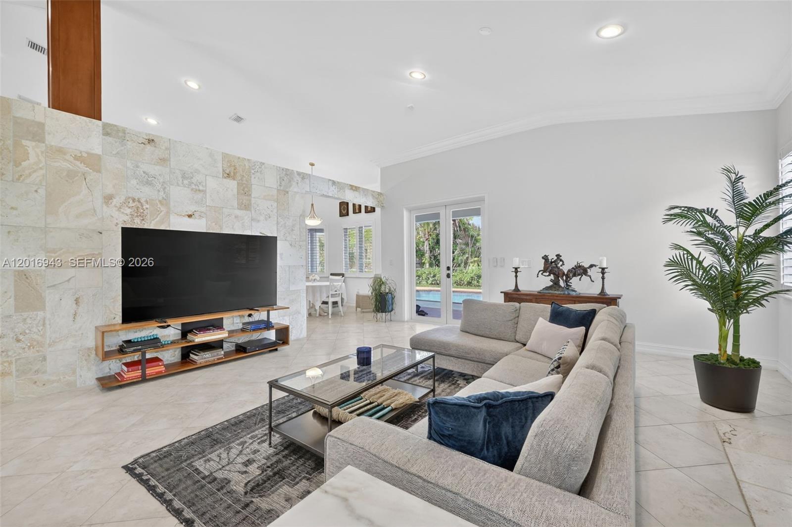 OLD CUTLER GROVE - Residential