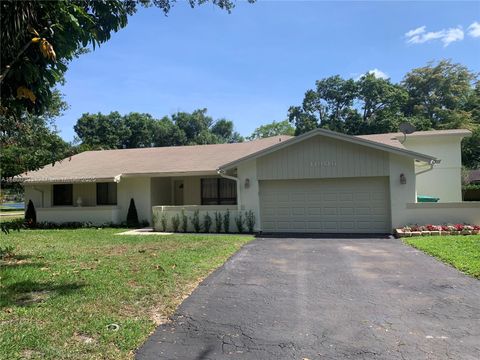 11906 Jennifer Way Cooper City FL 33026