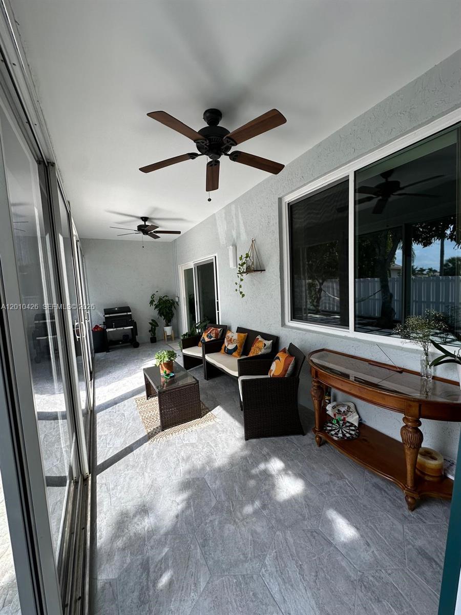 MADISON LAKES - Residential