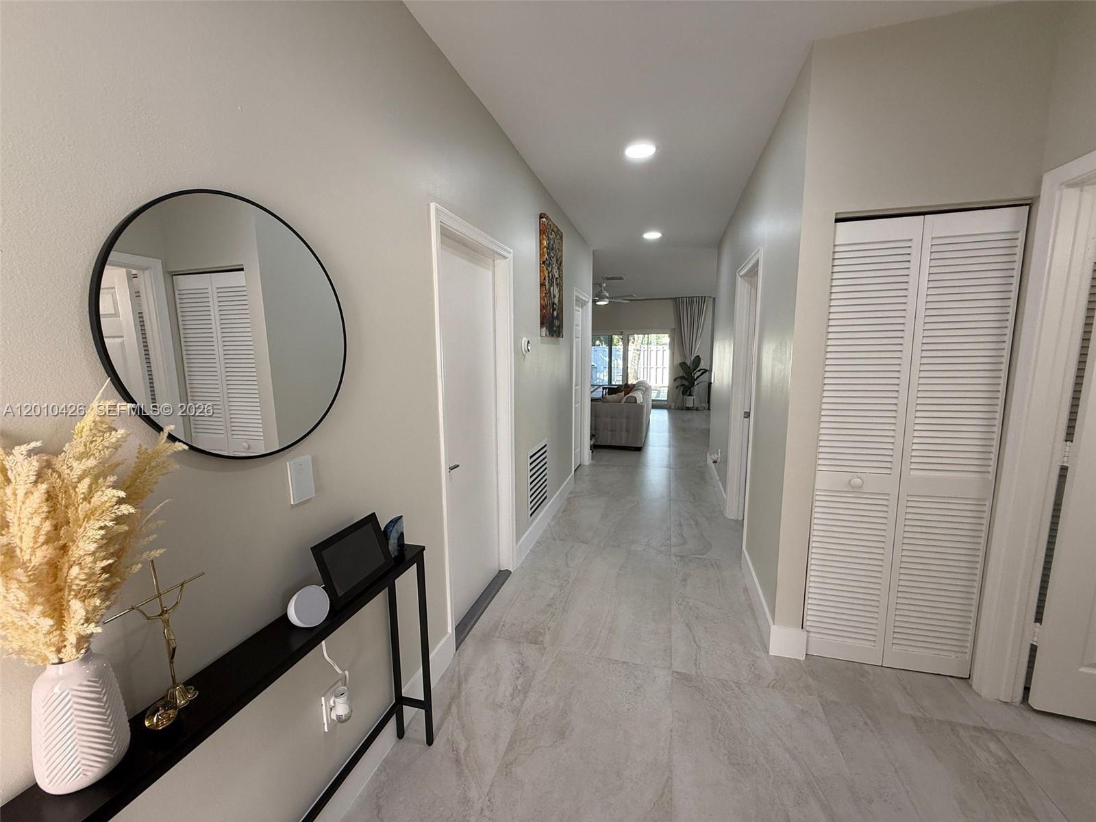 MADISON LAKES - Residential