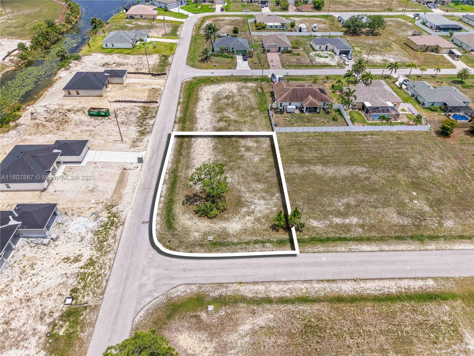 Perfectly situated across the street from beautiful new construction homes, this parcel offers the ideal setting to build your dream home or invest in Cape Coral.This standard-sized lot features easy access to utilities, paved roads, and a peaceful setting with plenty of natural light and open skies. With newer homes surrounding the area, you'll be part of a neighborhood that’s rapidly appreciating in value — a smart buy whether you're a builder, investor, or future homeowner.
Located just minutes from top-rated schools, shopping centers, dining, parks. No HOA fees or restrictions make it even more attractive for your next project. Take advantage of this clean slate and bring your vision to life in a location that’s full of potential. Drive by today and see the possibilities for yourself!