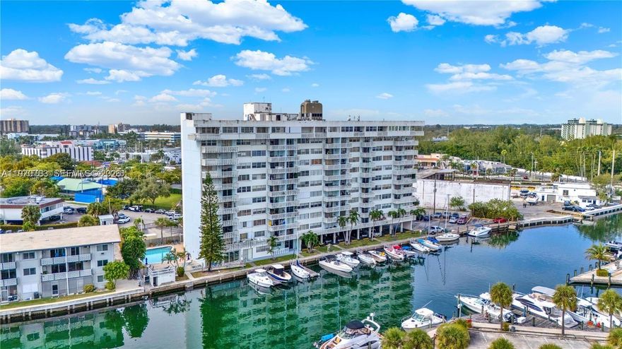 BEAUTIFUL 1 BEDROOM 1. 5 BATHROOM APARTMENT BY THE BAY. BUILDING IS CENTRALLY LOCATED ON VERY QUIET STREET WITH EVERYTHING YOU NEED AROUND. 1 GATED PARKING SPACE INCLUDED. GYM POOL & PARTY ROOM. * NEAR FIU JOHNSON & WALES AND BARRY UNIVERSITY * SHORT DRIVE TO AVENTURA BAL HARBOR MIAMI BEACH * WILL NOT LAST! COME AND SEE IT! *