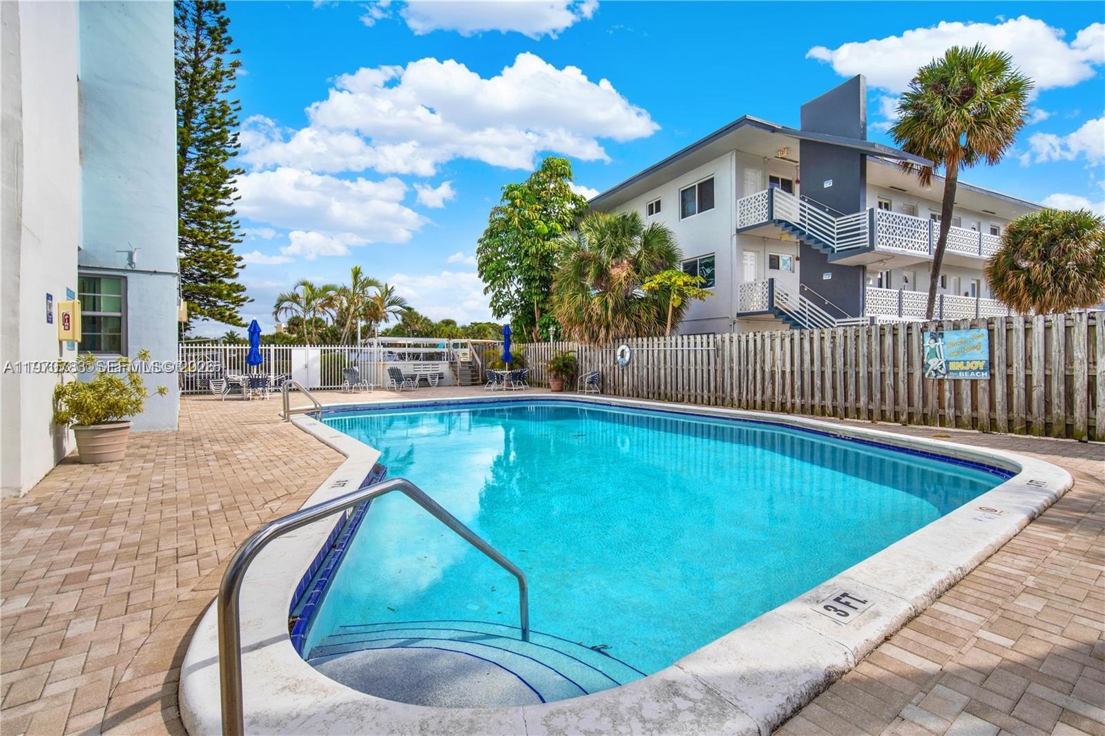 KEYSTONE HARBOR CLUB COND - Residential