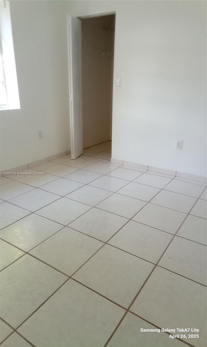 VILG HOMES COUNTRY WALK C - Residential Lease