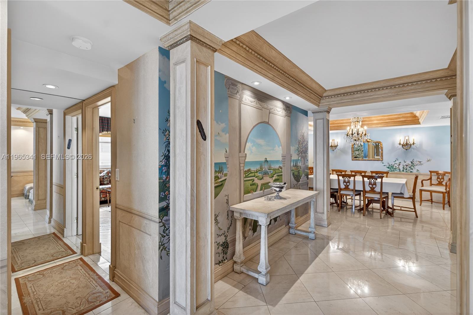 THE CARRIAGE CLUB SOUTH - Residential