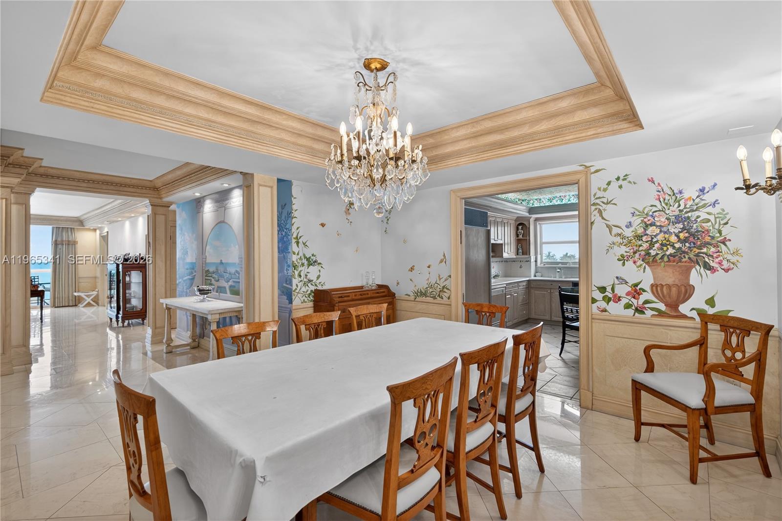 THE CARRIAGE CLUB SOUTH - Residential