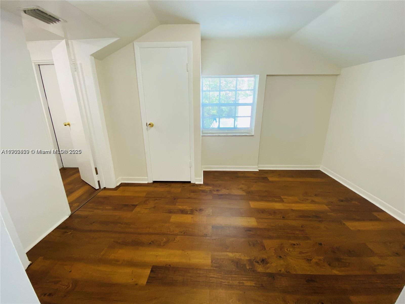 HOLLYWOOD PARK - Residential Income