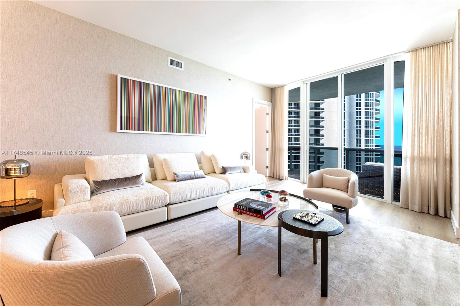 15901 Collins Ave 903