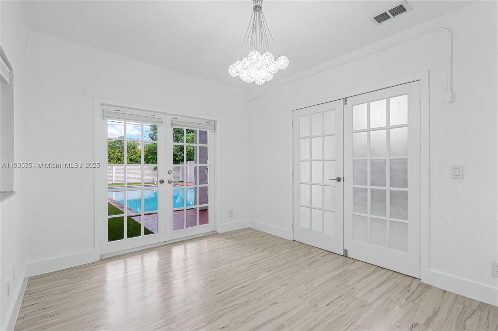 MIAMI GATEWAY - Residential Lease