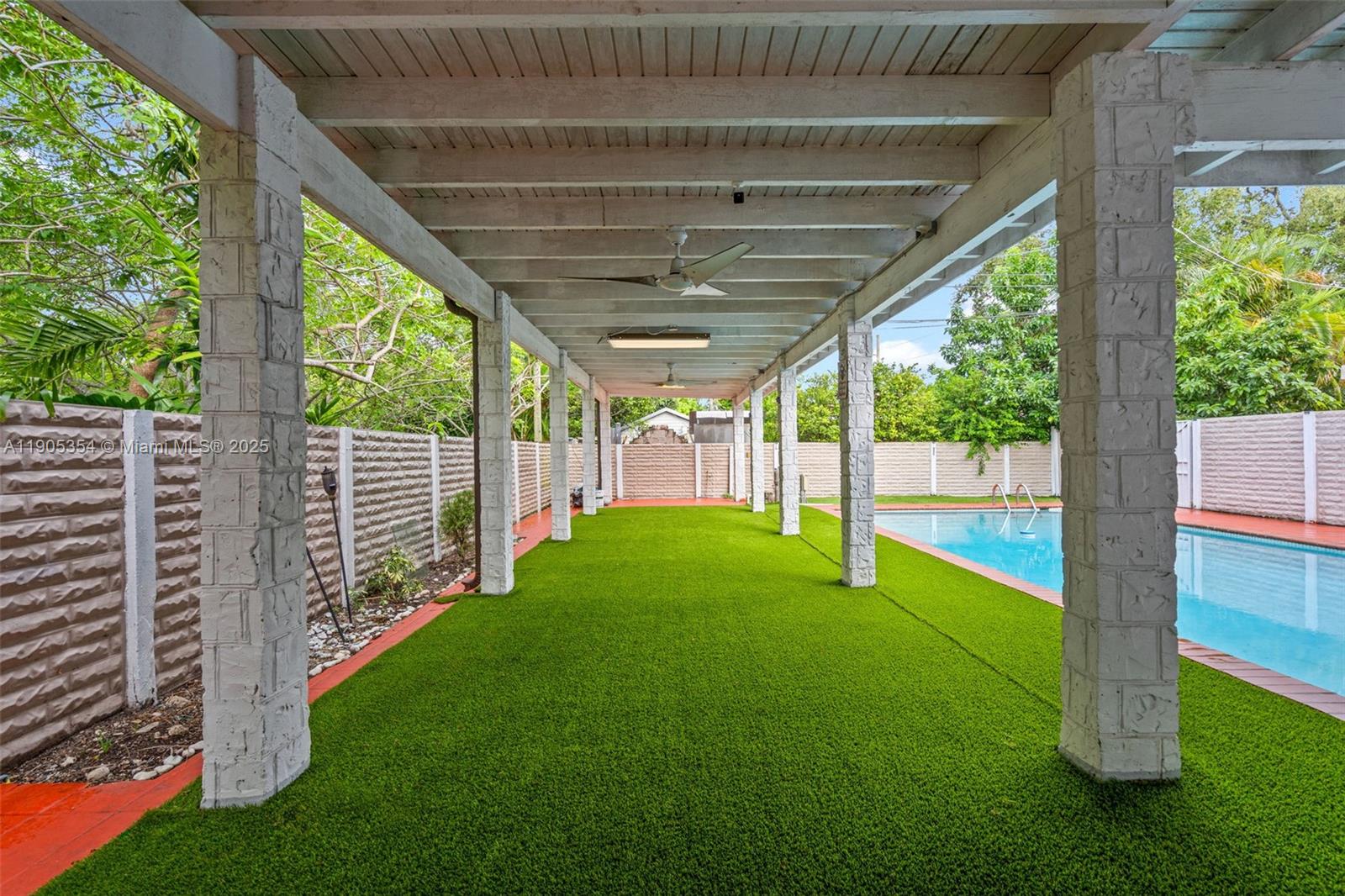 MIAMI GATEWAY - Residential Lease