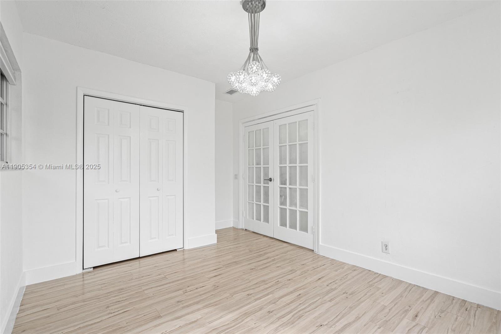 MIAMI GATEWAY - Residential Lease