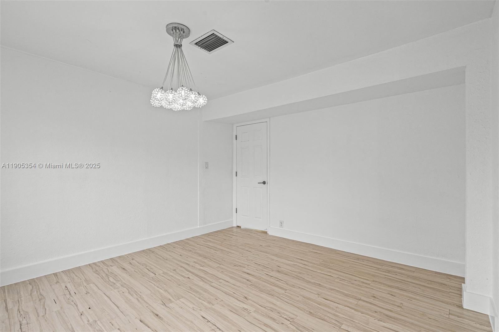 MIAMI GATEWAY - Residential Lease