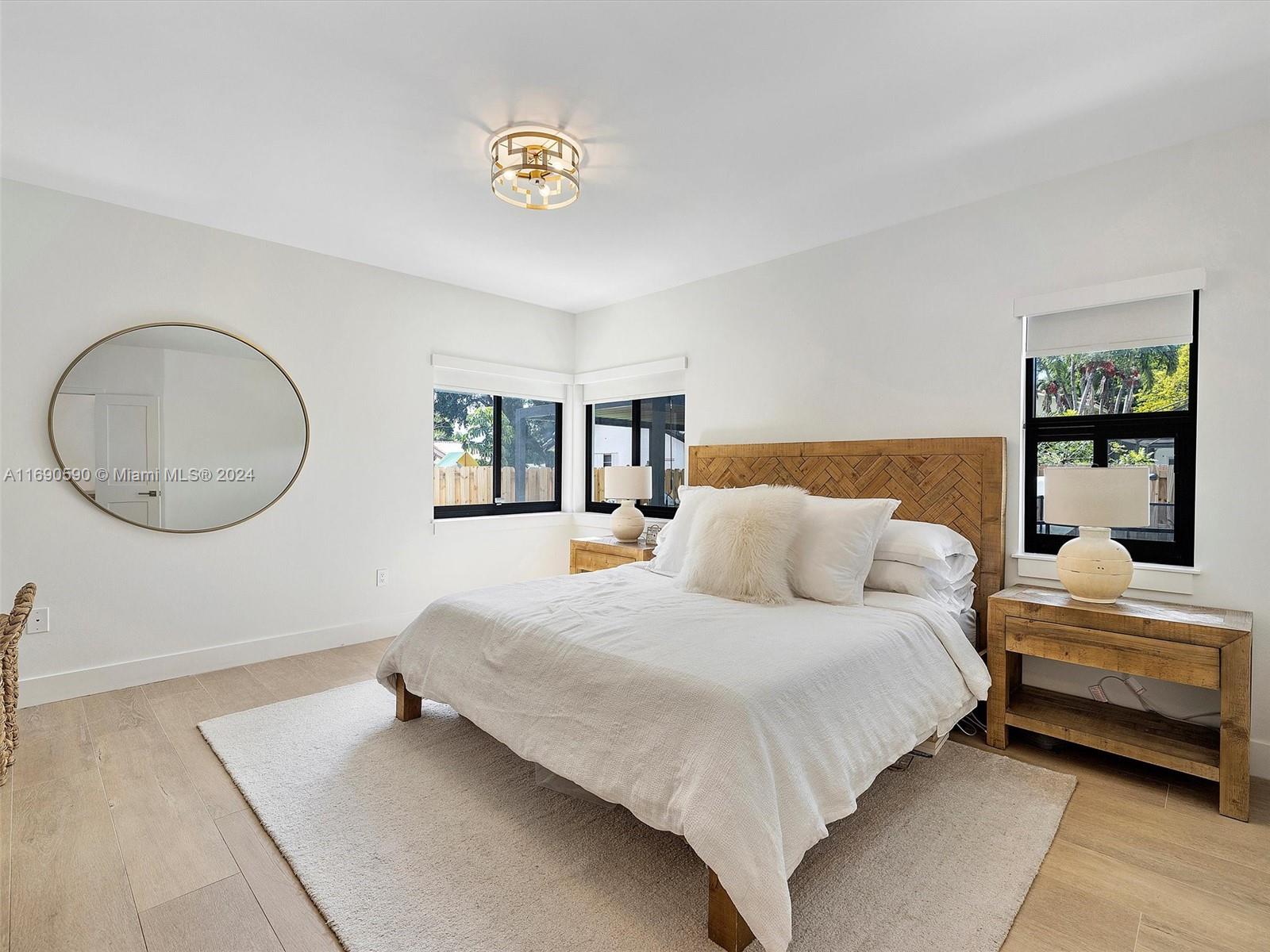 ROSMONT SUB - Residential Lease