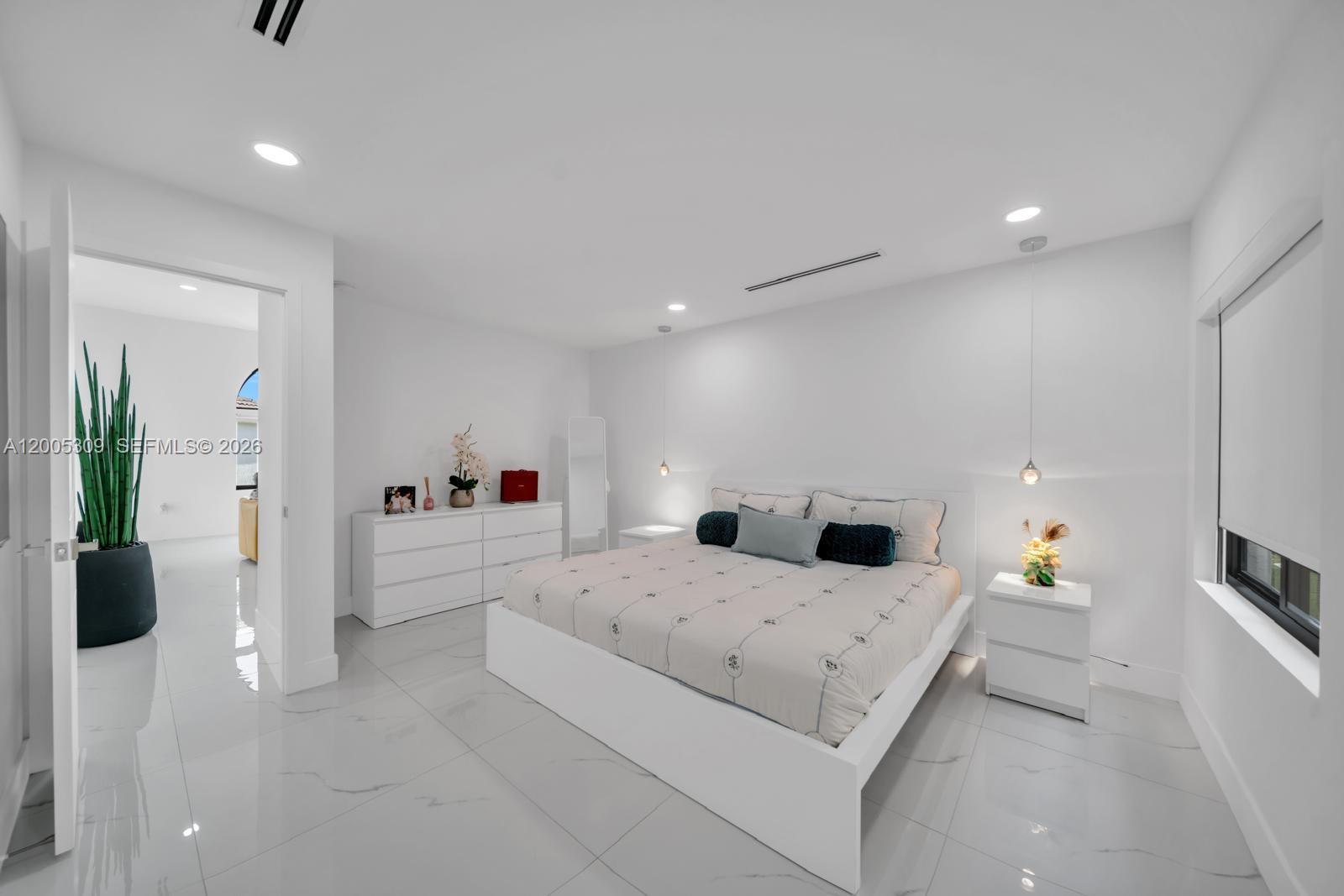 SHOMA HOMES AT TAMIAMI IV - Residential