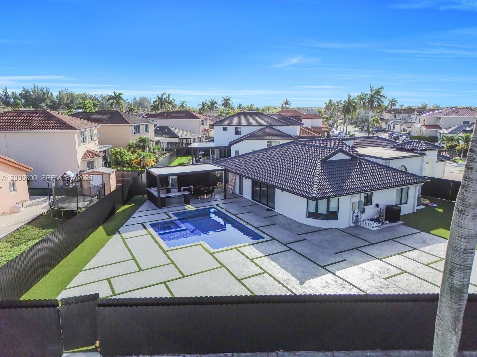 SHOMA HOMES AT TAMIAMI IV - Residential