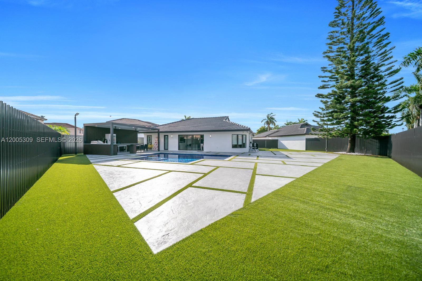 SHOMA HOMES AT TAMIAMI IV - Residential