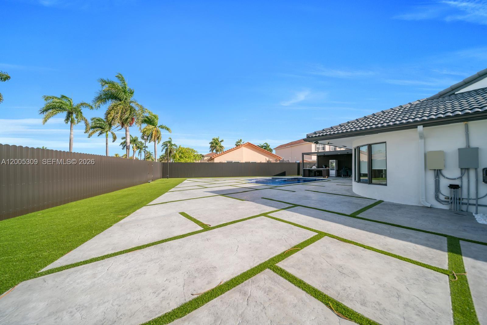 SHOMA HOMES AT TAMIAMI IV - Residential