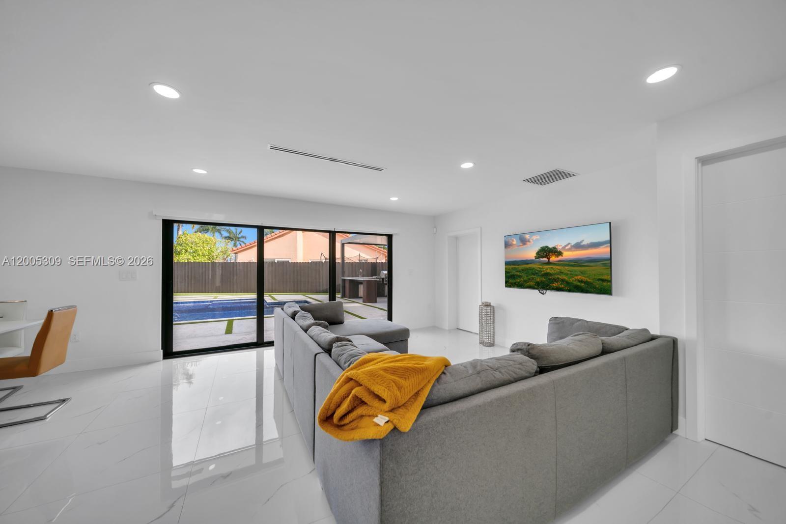 SHOMA HOMES AT TAMIAMI IV - Residential