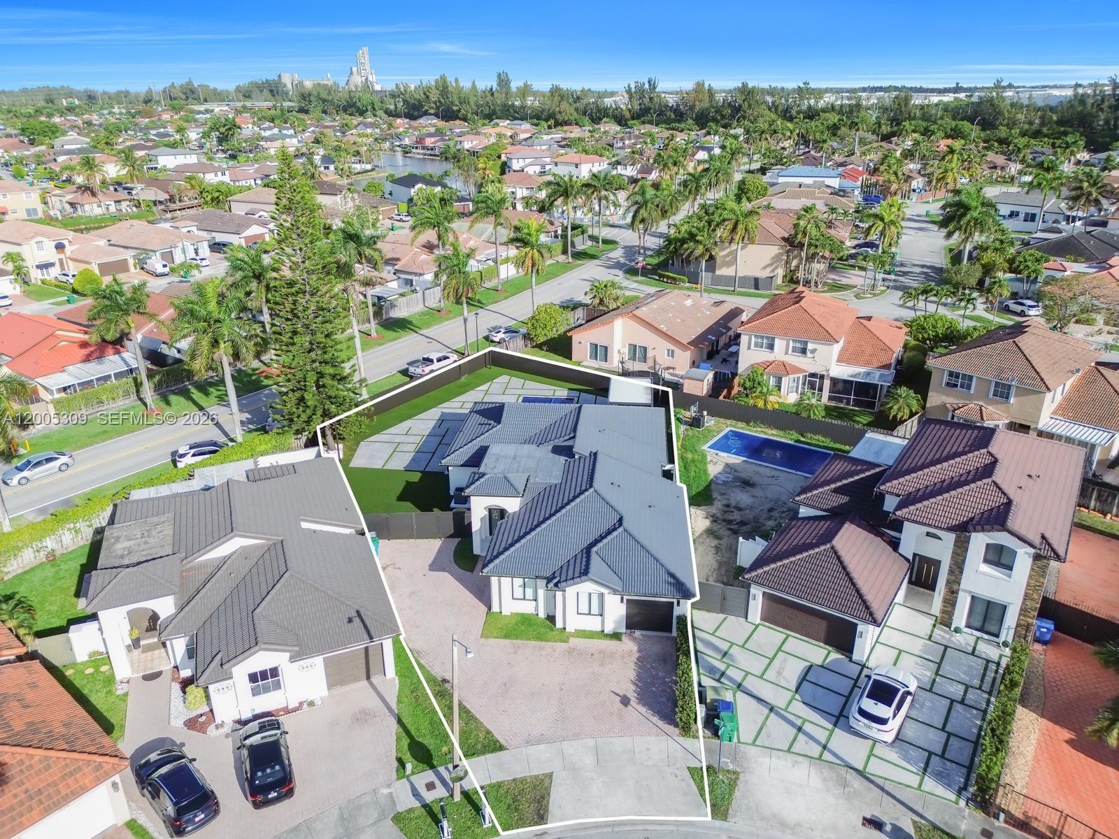 SHOMA HOMES AT TAMIAMI IV - Residential