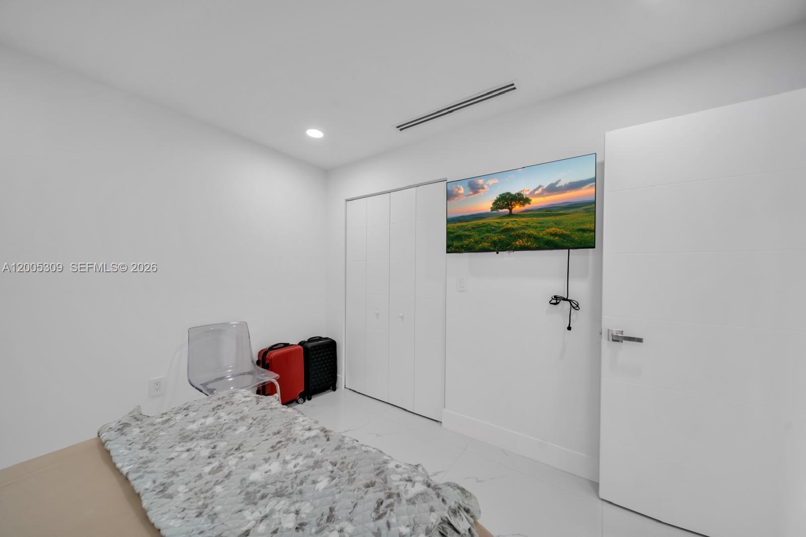 SHOMA HOMES AT TAMIAMI IV - Residential