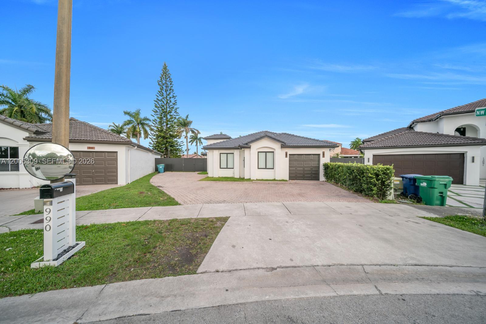 SHOMA HOMES AT TAMIAMI IV - Residential