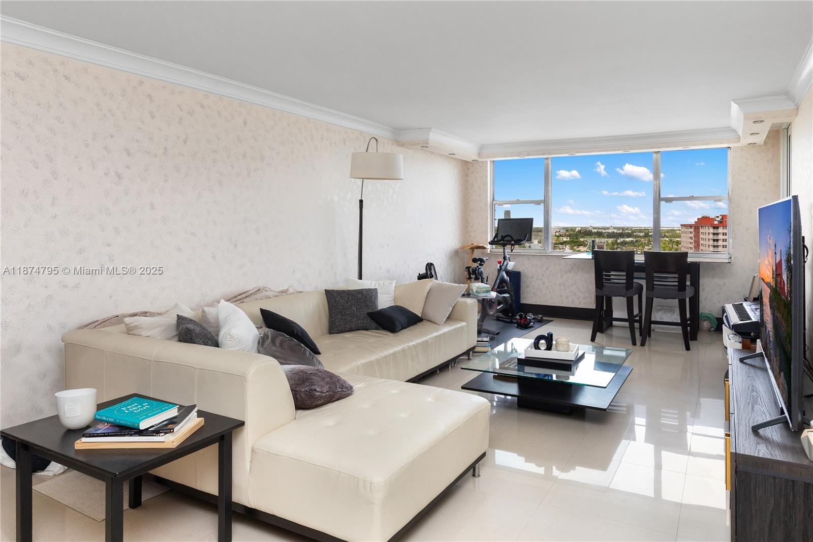 PARKER DORADO CONDO - Residential