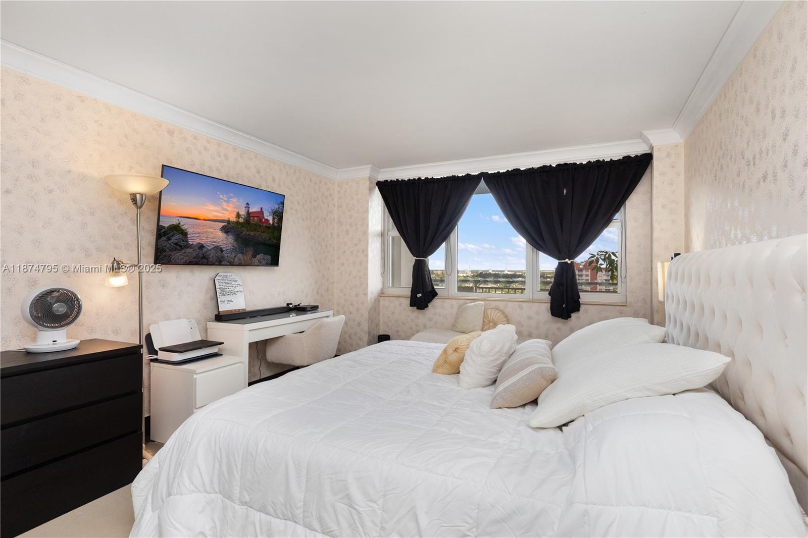 PARKER DORADO CONDO - Residential