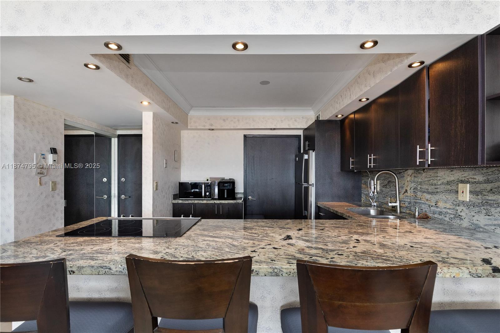 PARKER DORADO CONDO - Residential