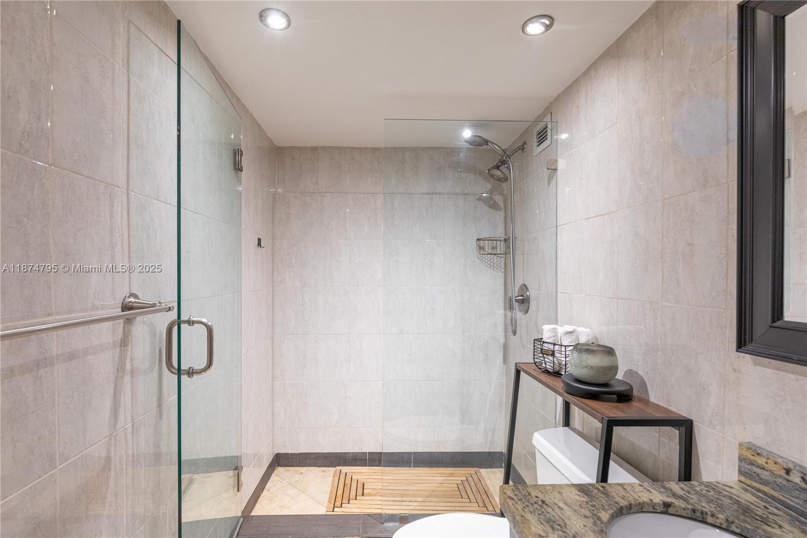 PARKER DORADO CONDO - Residential