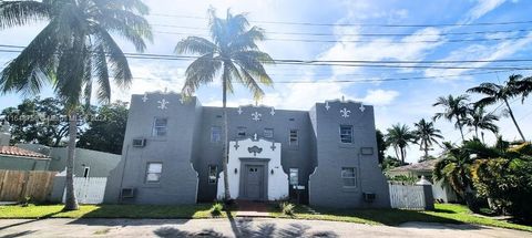 A home in Biscayne Park