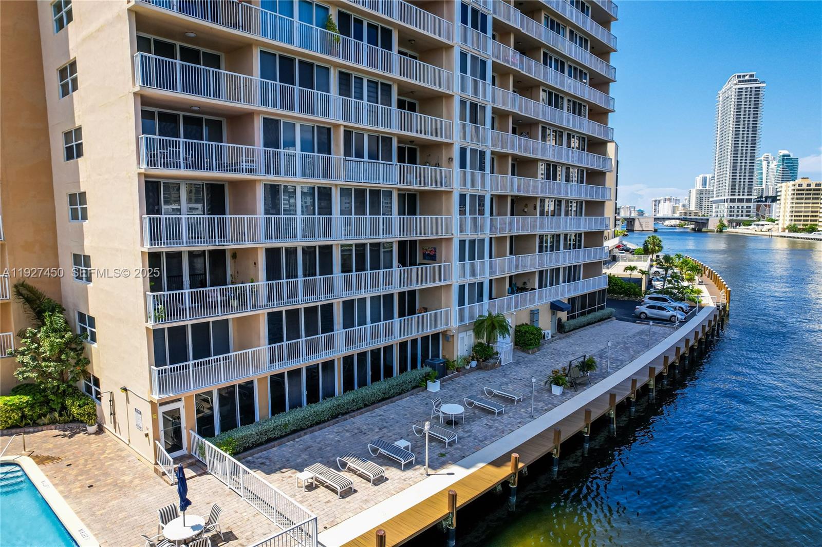 DORSEY ARMS CONDO - Residential Lease