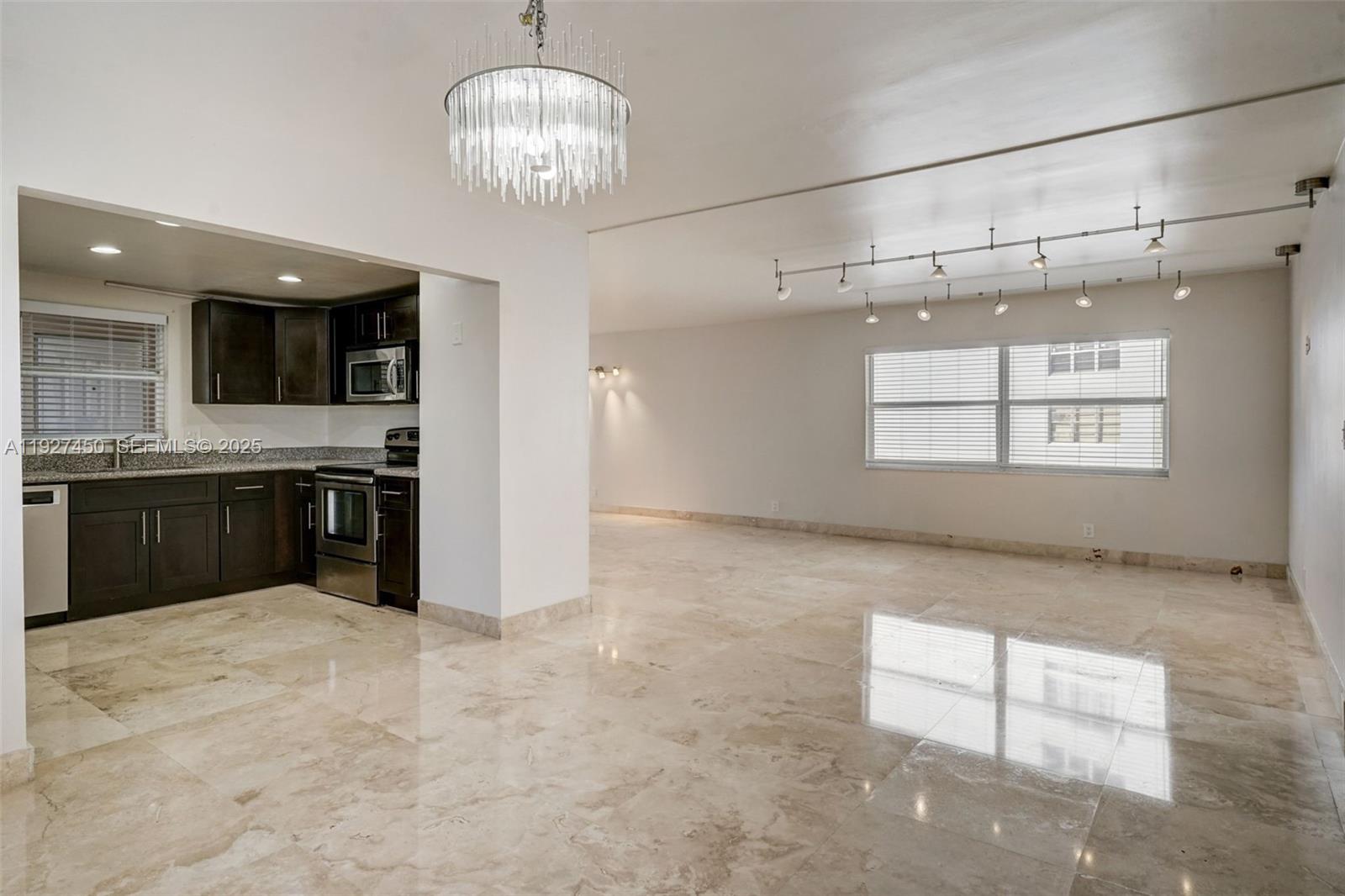 DORSEY ARMS CONDO - Residential Lease