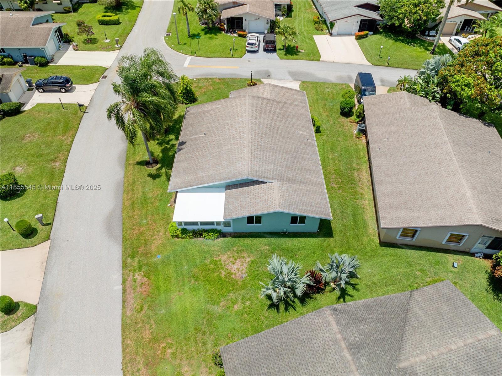 DELRAY VILLAS 5 - Residential