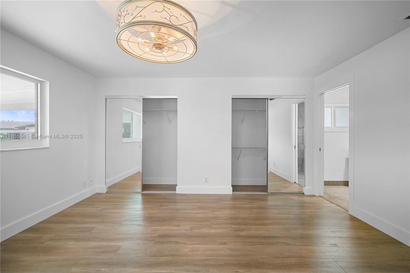 DELRAY VILLAS 5 - Residential