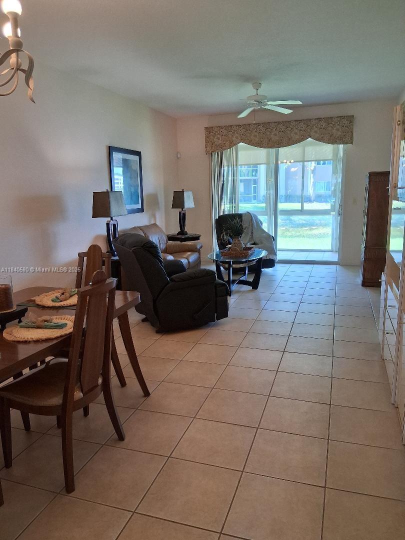 SOUTHAMPTON CONDOMINIUM - Residential