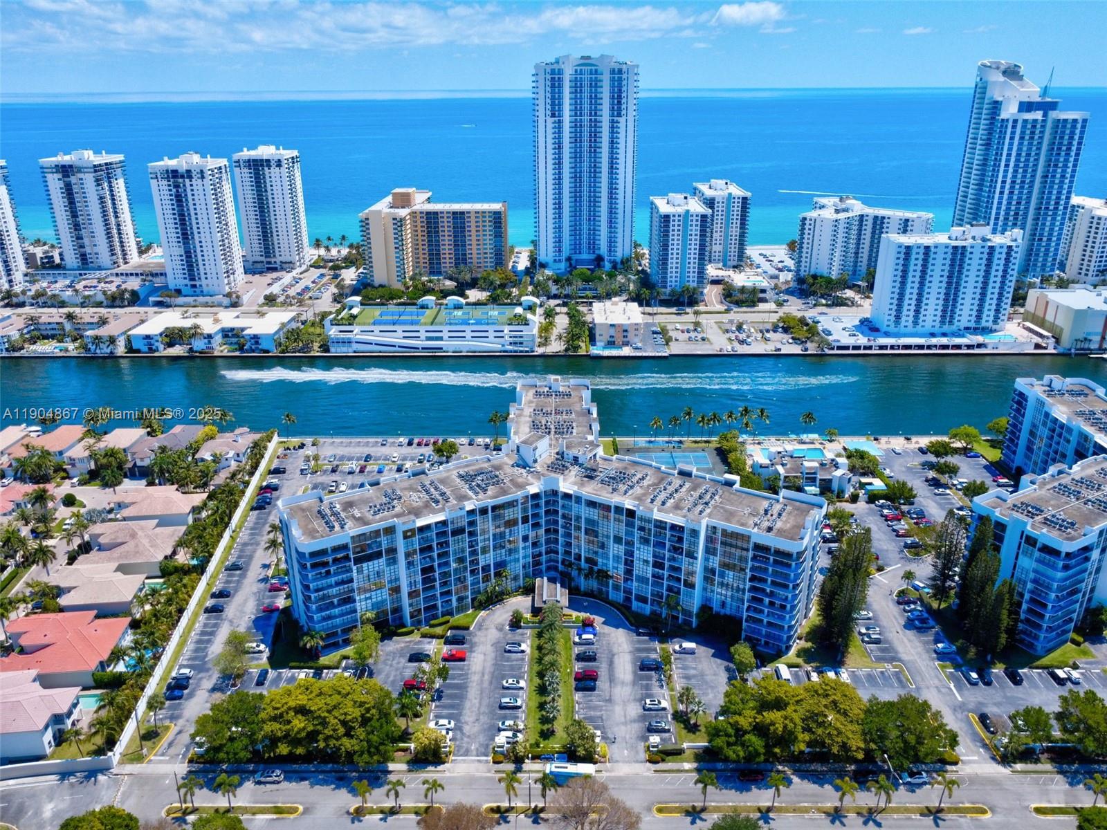 OCEANVIEW PARK CONDO - Residential