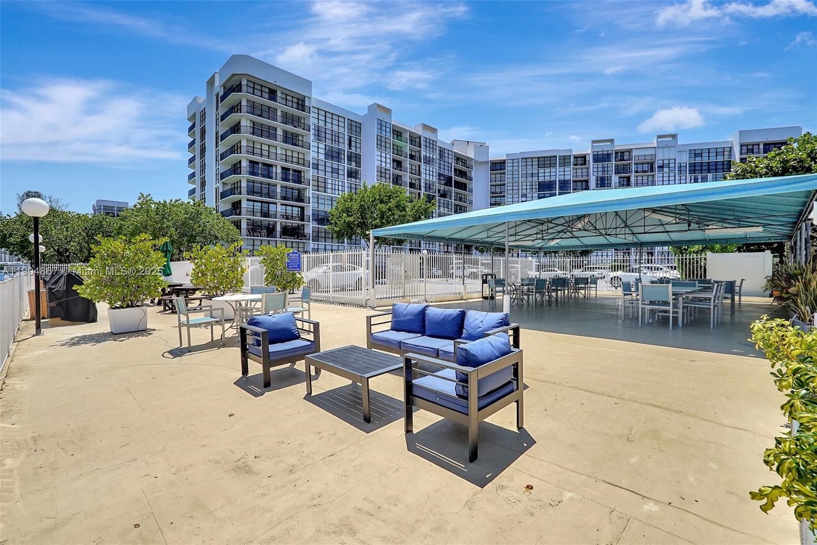 OCEANVIEW PARK CONDO - Residential