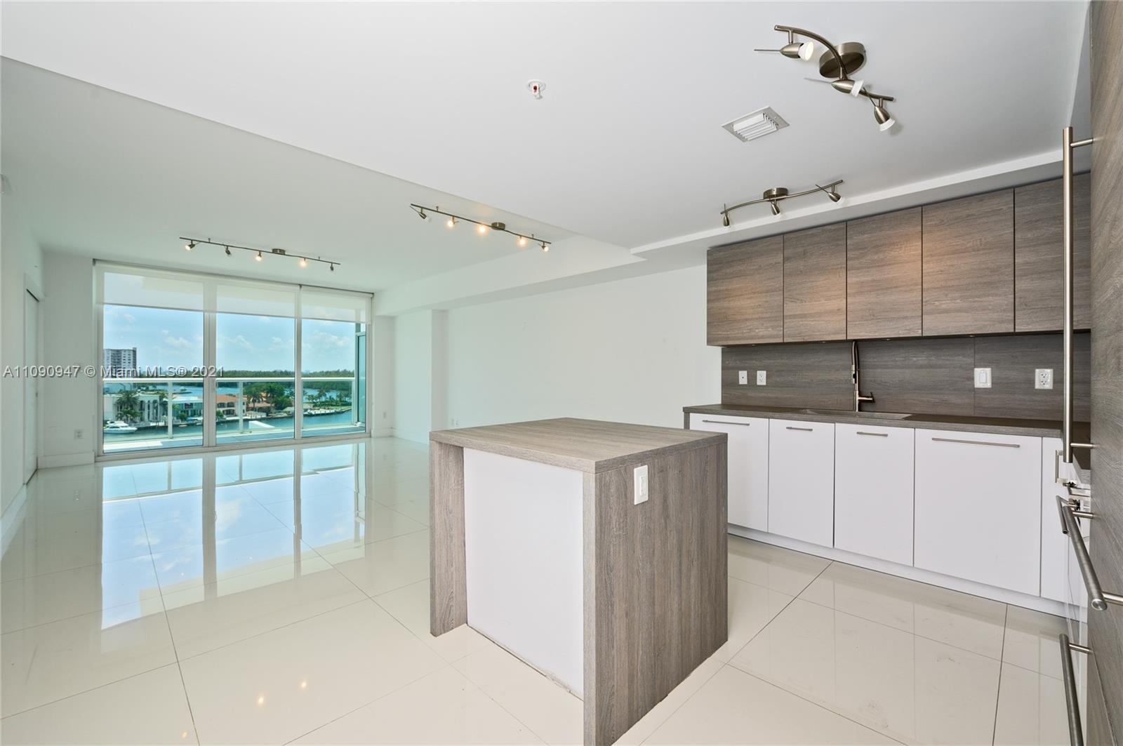 400 SUNNY ISLES CONDO WES - Residential