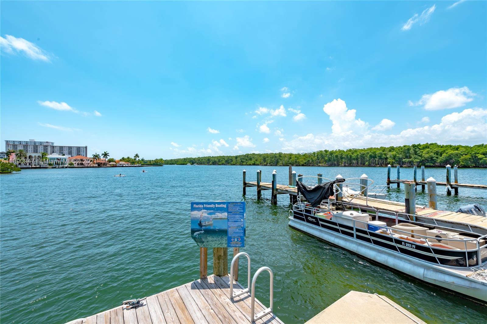 400 SUNNY ISLES CONDO WES - Residential