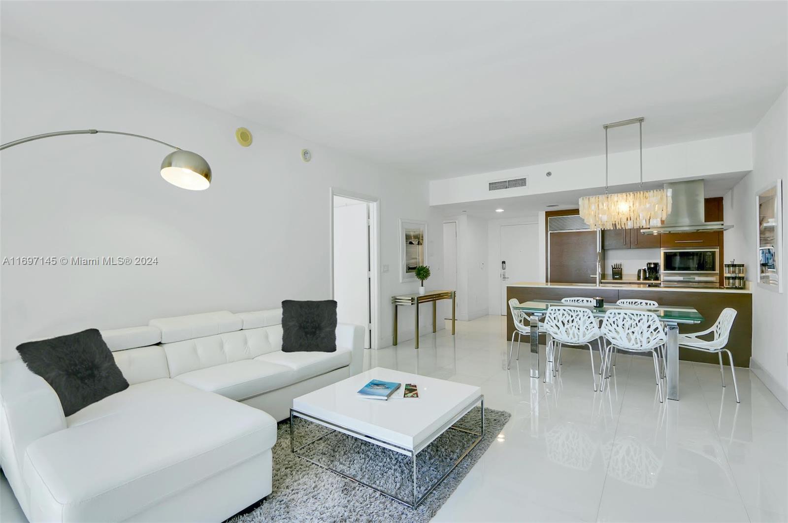 Rental Property at 485 Brickell Ave 2006, Miami, Broward County, Florida - Bedrooms: 1 
Bathrooms: 1  - $3,800 MO.
