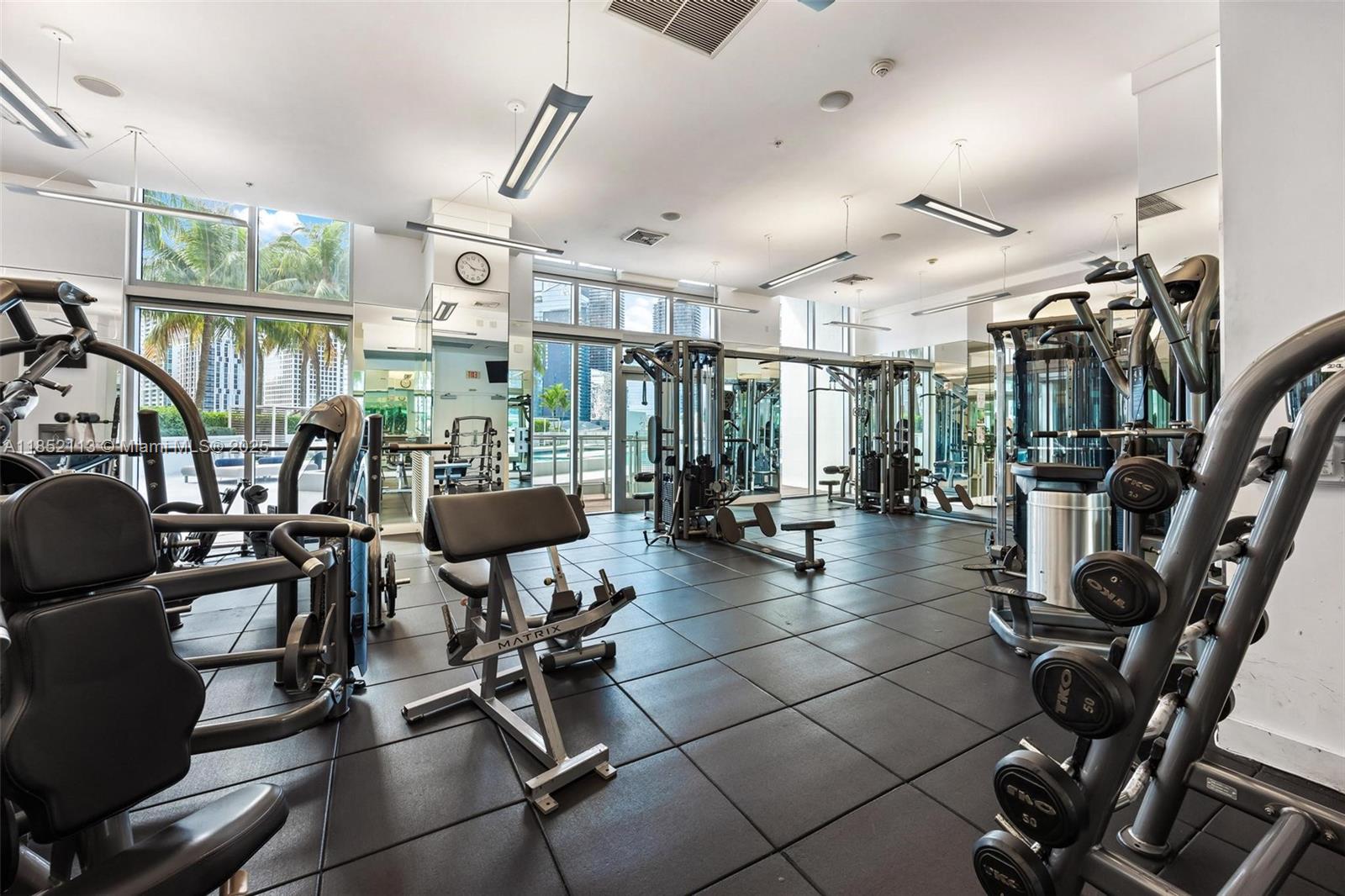 IVY CONDO - Residential