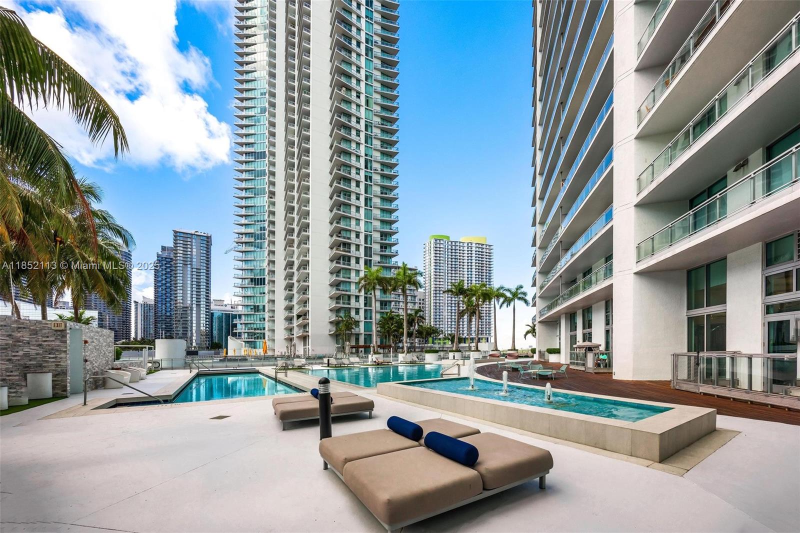 IVY CONDO - Residential