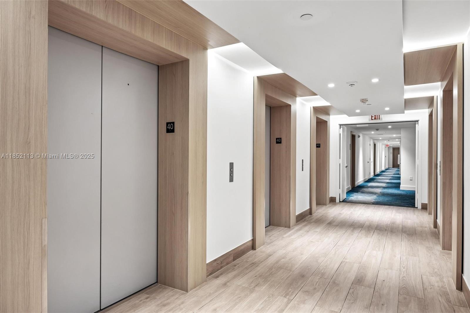 IVY CONDO - Residential