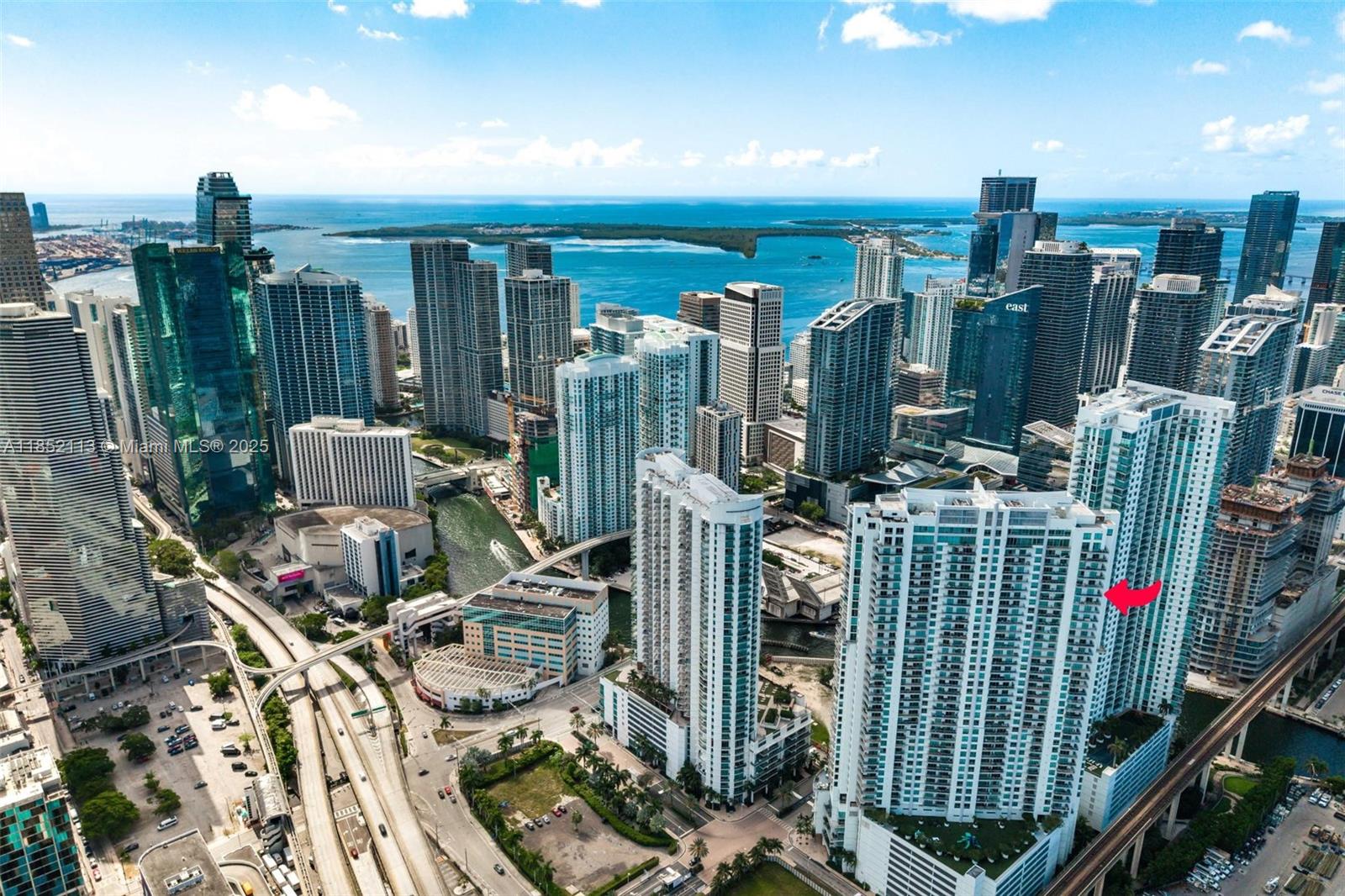 IVY CONDO - Residential