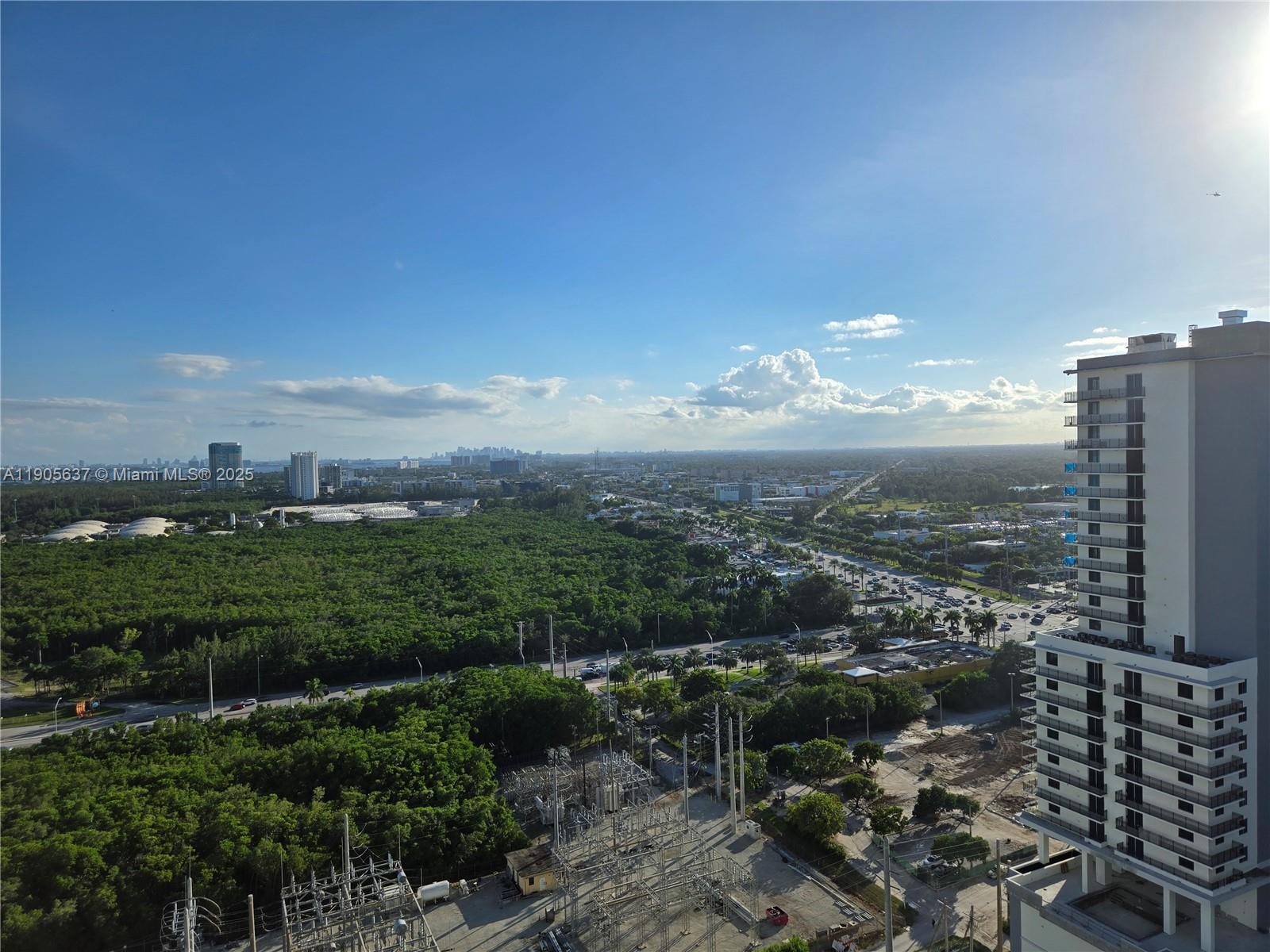 THE HARBOUR NORTH CONDO - Residential Lease