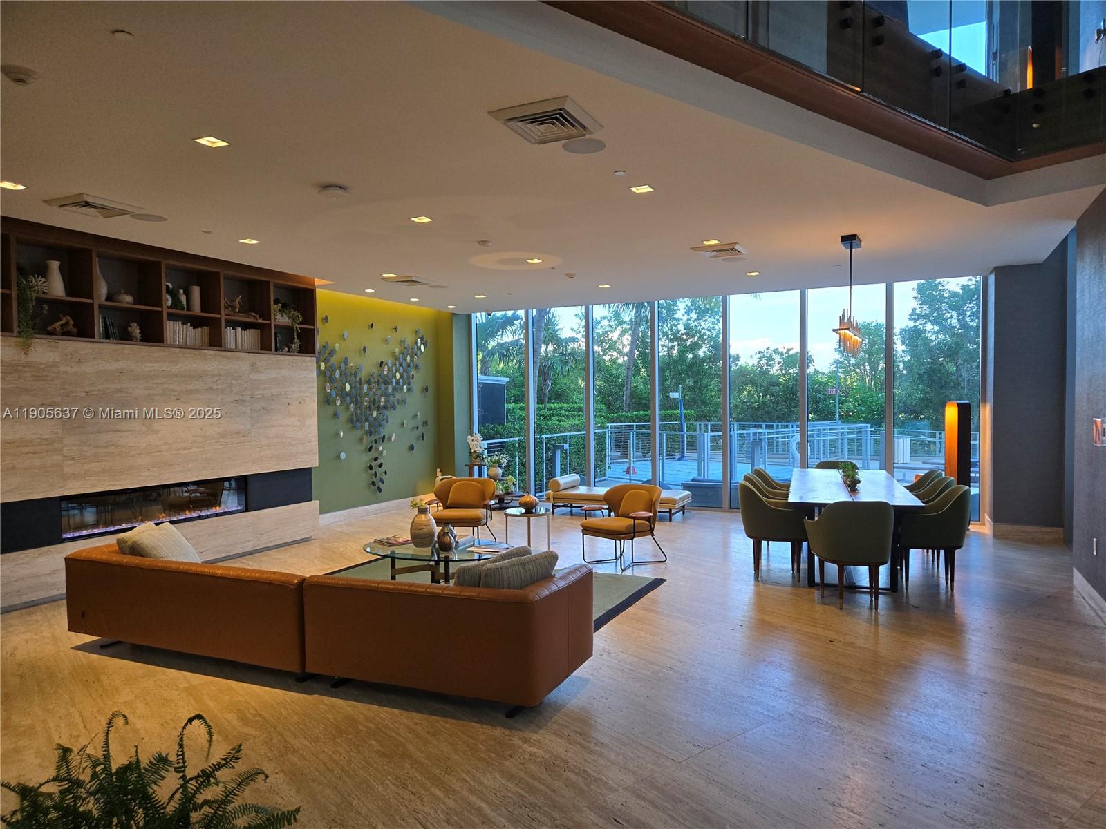 THE HARBOUR NORTH CONDO - Residential Lease