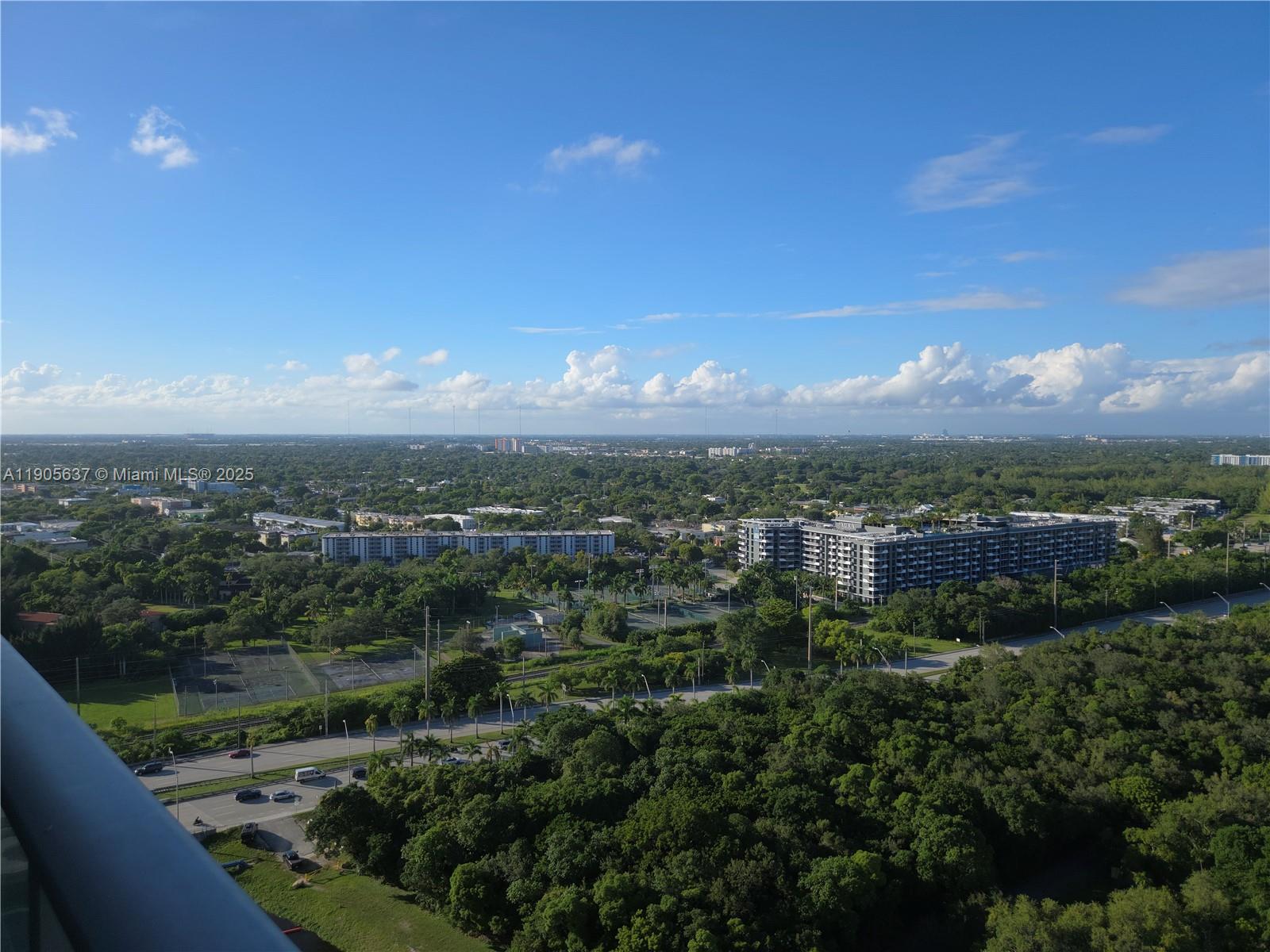 THE HARBOUR NORTH CONDO - Residential Lease