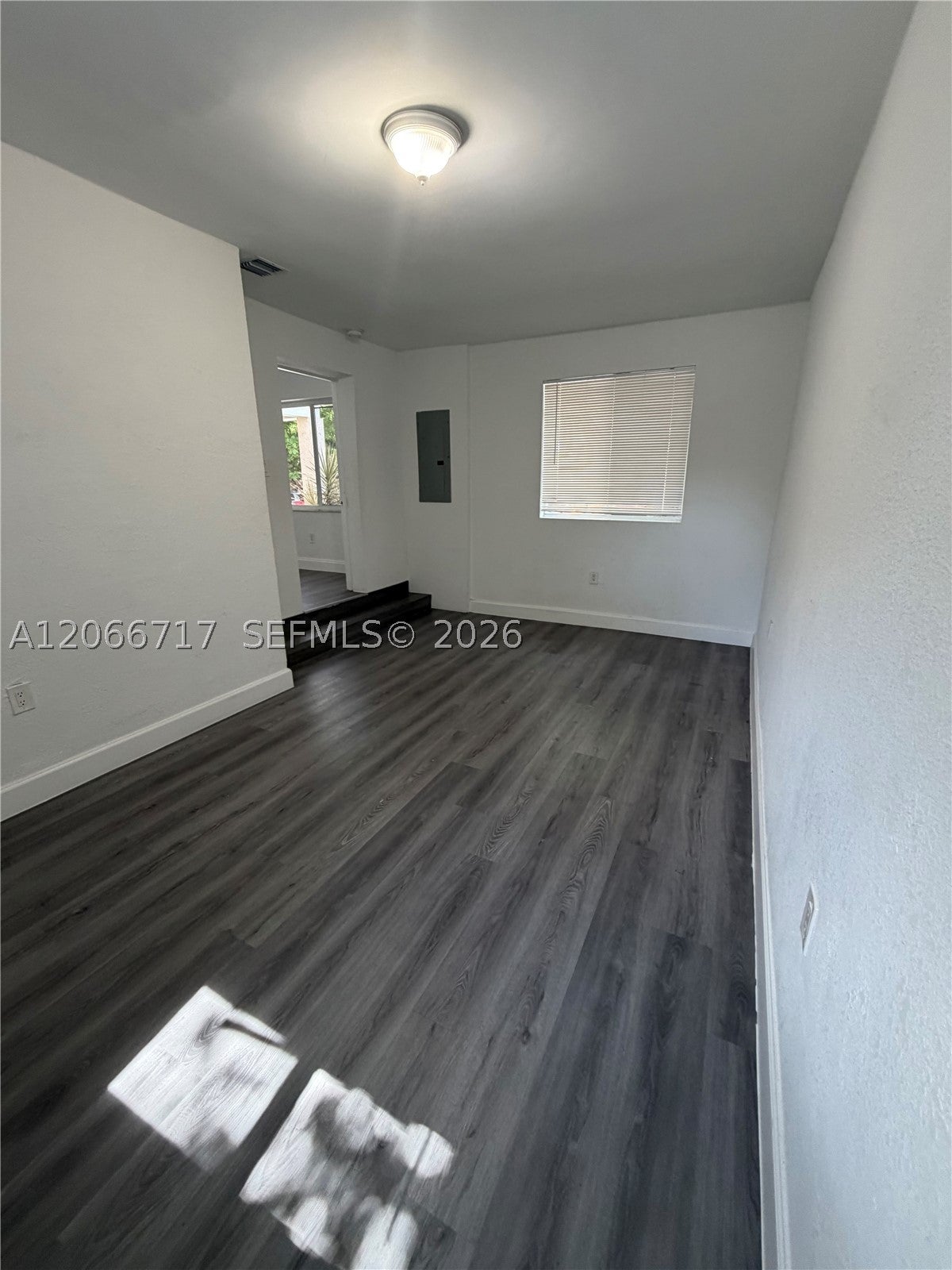 328 SW 15th Ave -